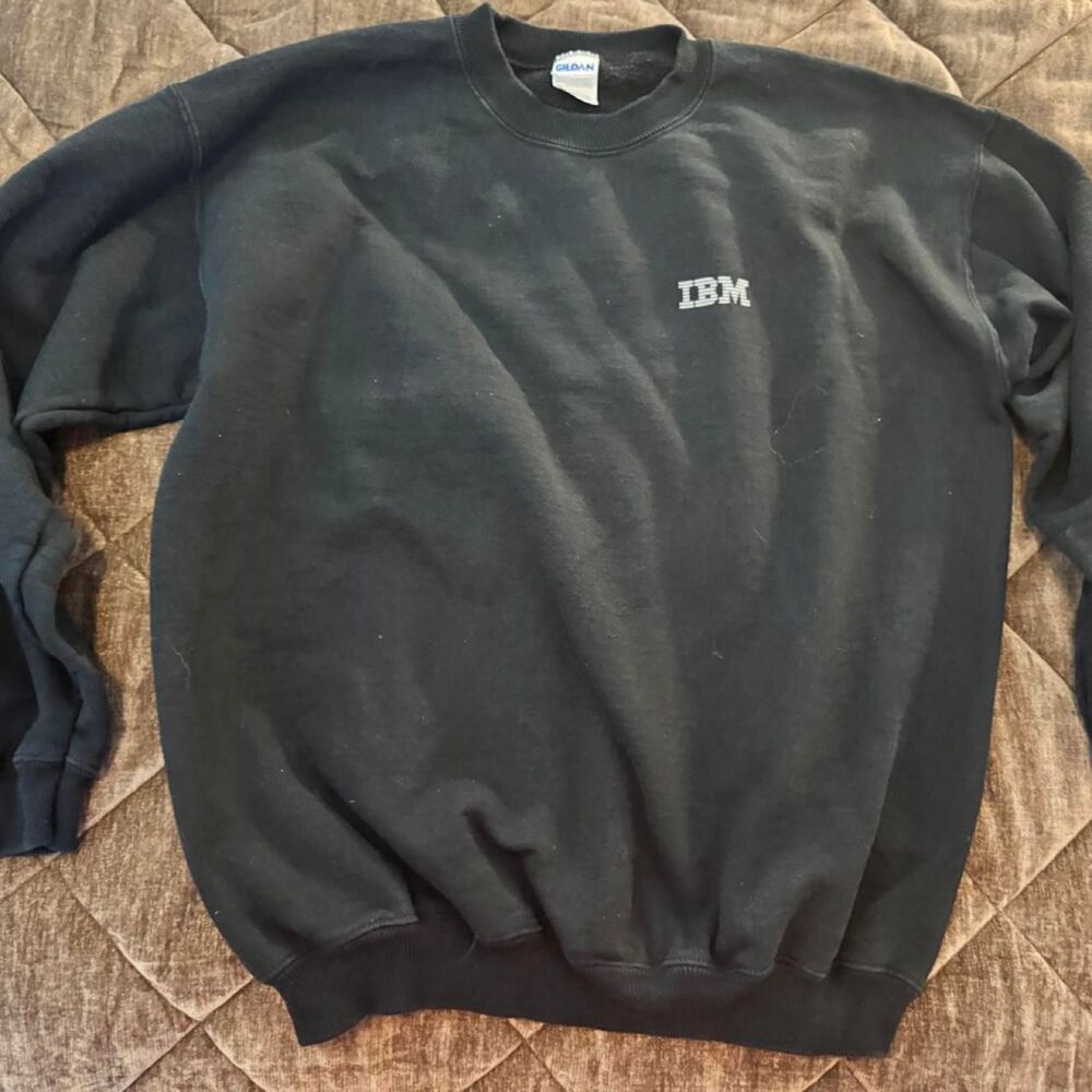 IBM Logo Black Gildan Ultra Cotton Crewneck Sweatshirt Size Large Y2K Tech